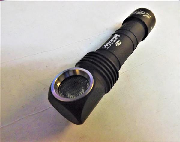 wizard-multi-flashlight-1250-led-lumens-119m-usb-rechargeable-armytek